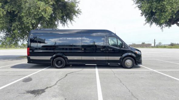 sacramento employee shuttle van service