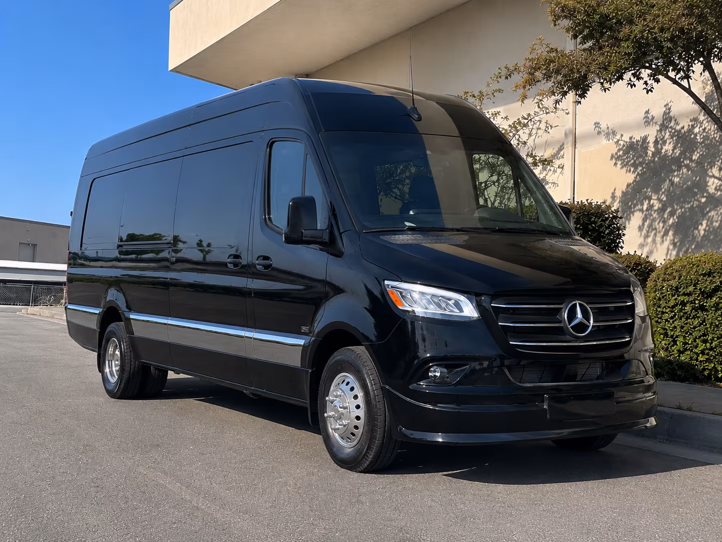 find the perfect transportation for your next prom 3