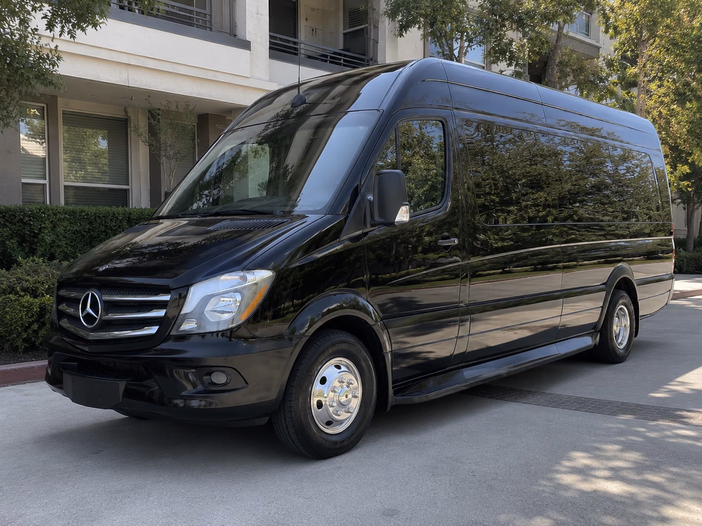 reno 18 passenger sprinter van
