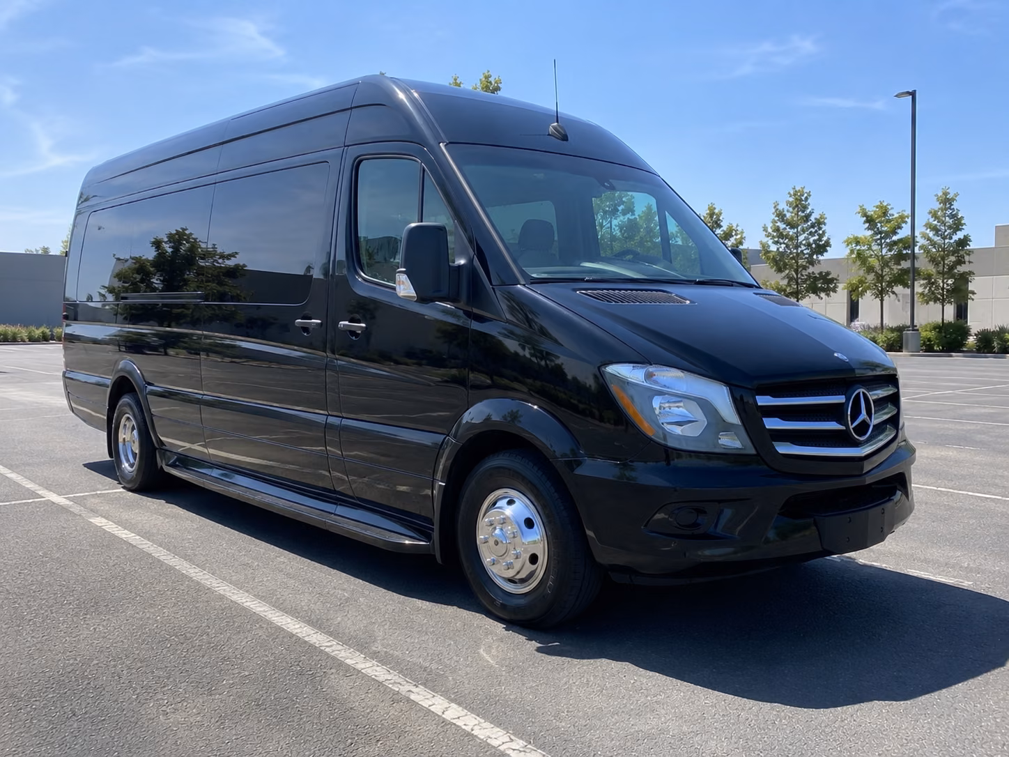 reno 20 passenger sprinter van